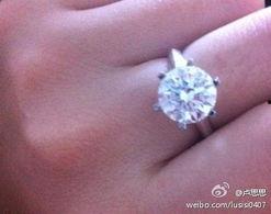 卢思思的老公朱政,卢思思背后的坚实后盾，爱情与事业的完美融合